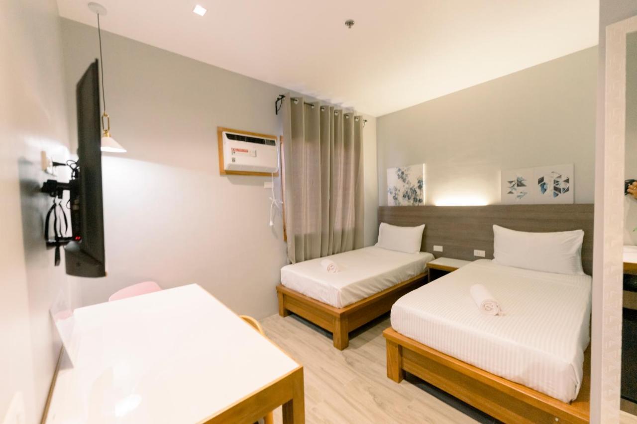 Madonna Hometel And Suites New Pandan Panabo Exteriér fotografie